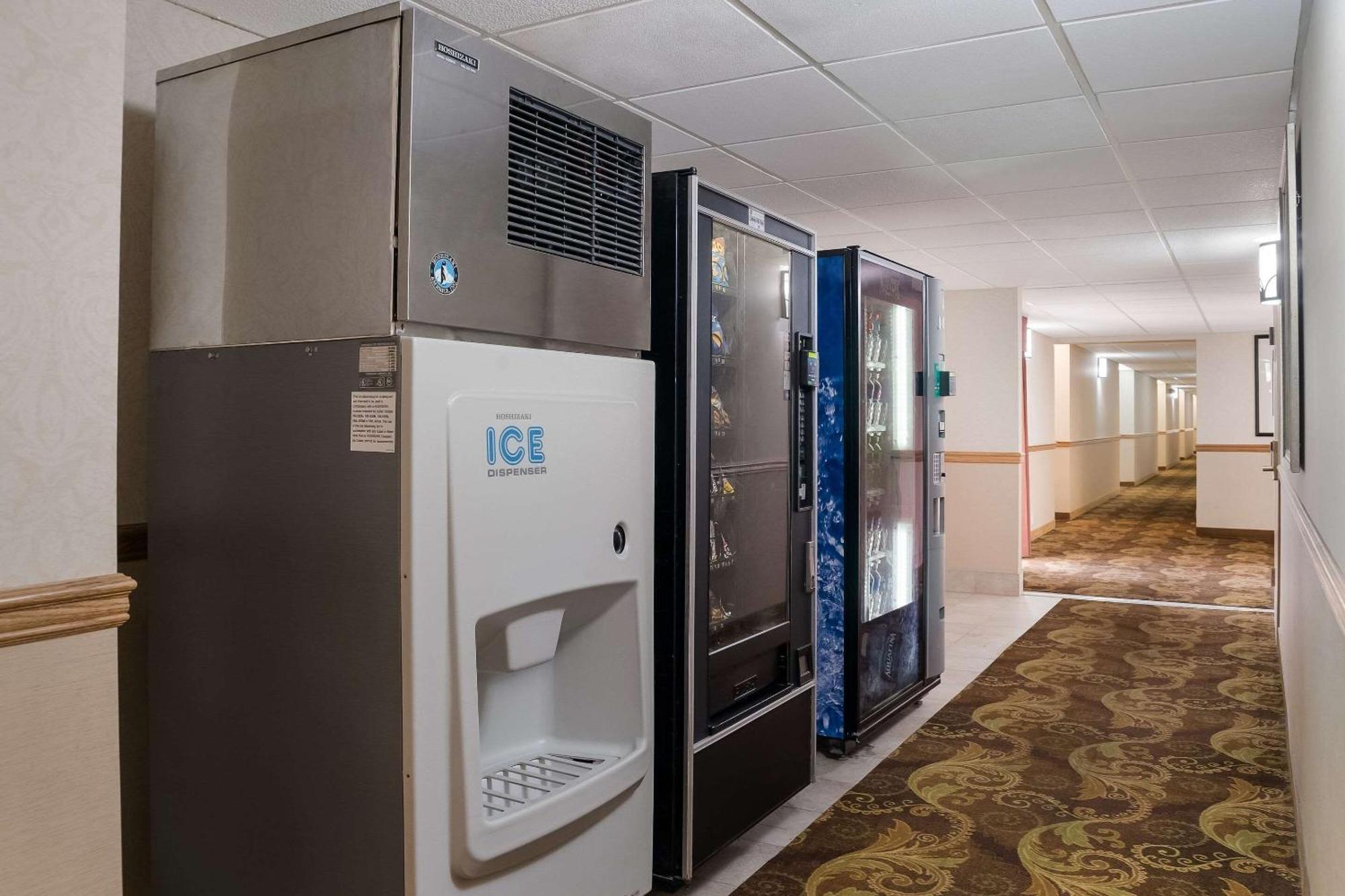 Quality Inn & Suites Saginaw Luaran gambar