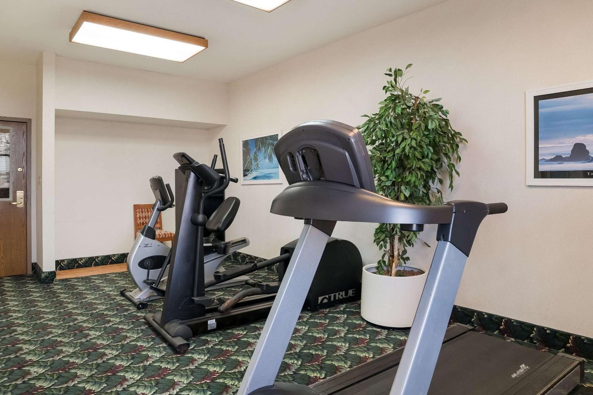 Quality Inn & Suites Saginaw Luaran gambar