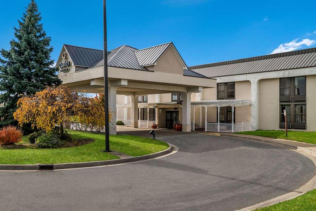 Quality Inn & Suites Saginaw Luaran gambar
