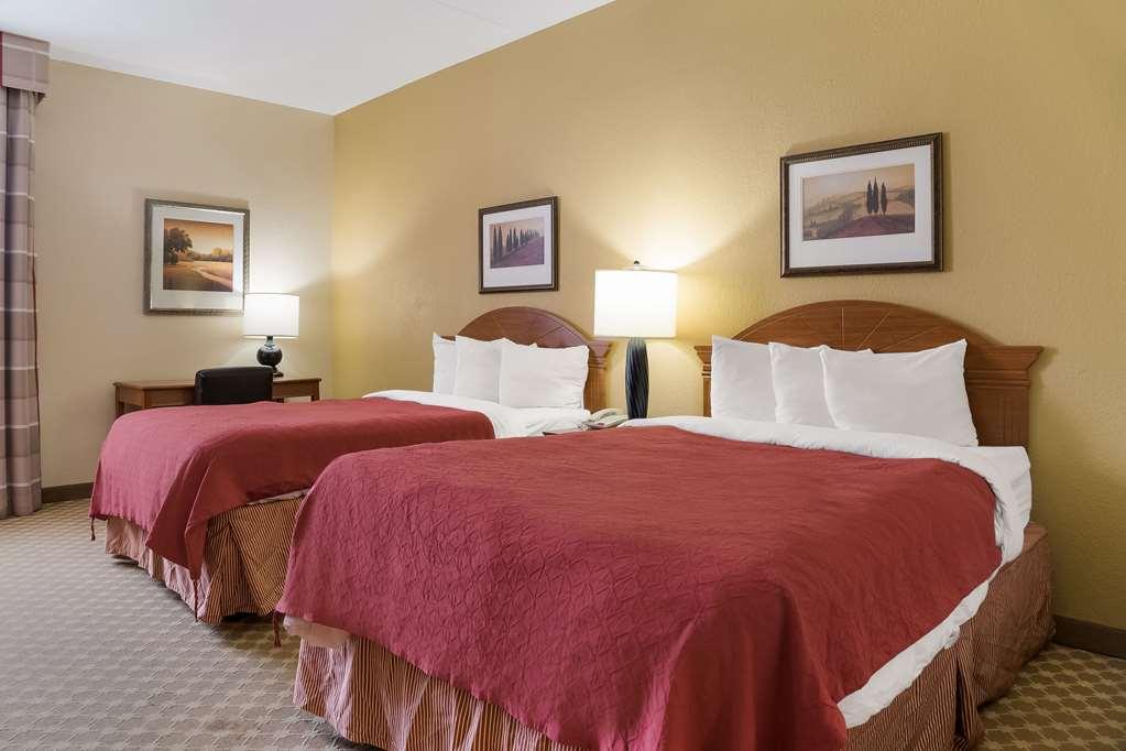 Quality Inn & Suites Saginaw Bilik gambar